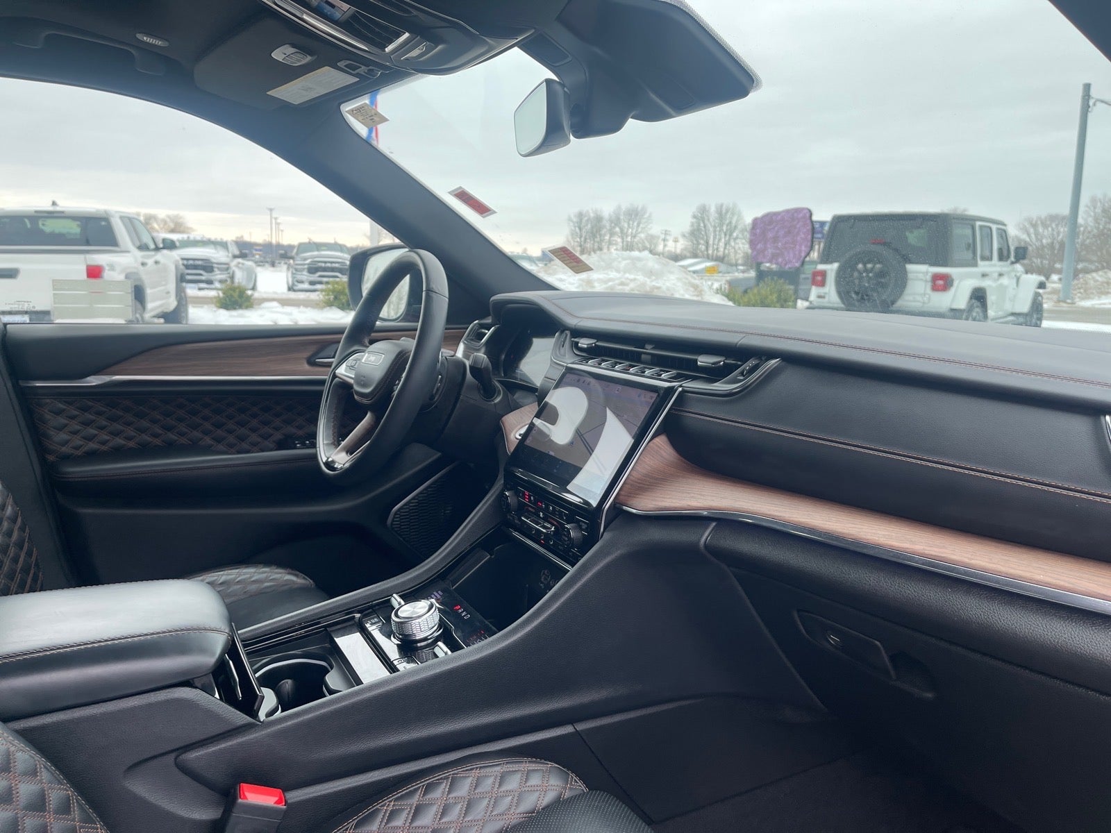 2025 Jeep Grand Cherokee Summit 4x4