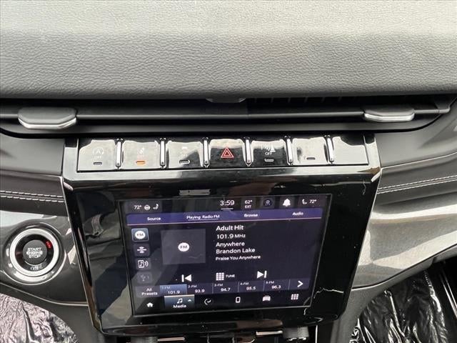2022 Jeep Grand Cherokee L Laredo 4x4