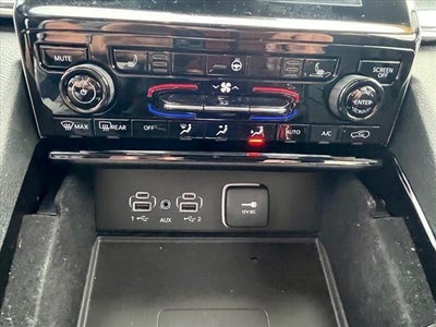2022 Jeep Grand Cherokee L Laredo 4x4