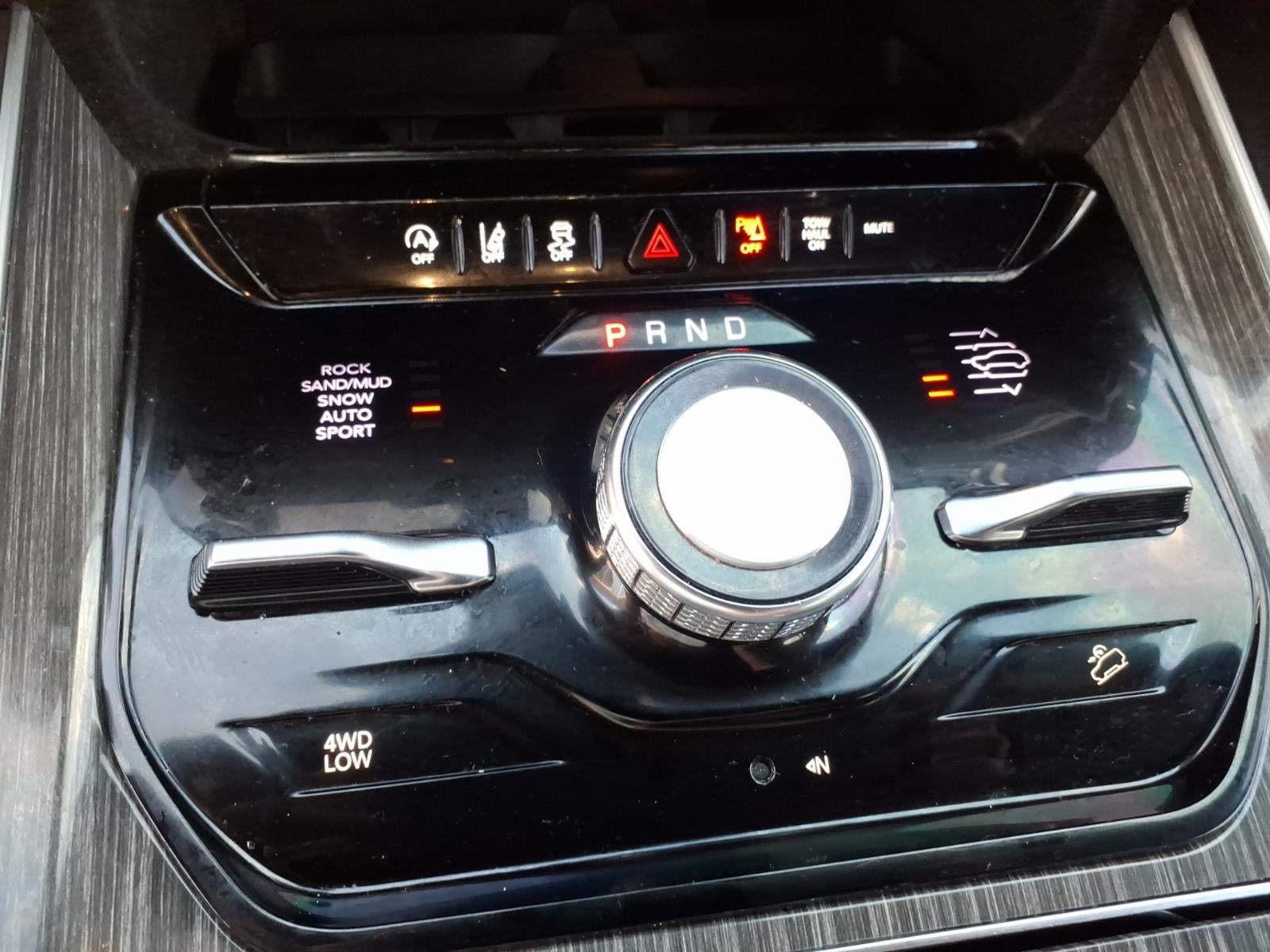 2022 Jeep Wagoneer Series III 4x4