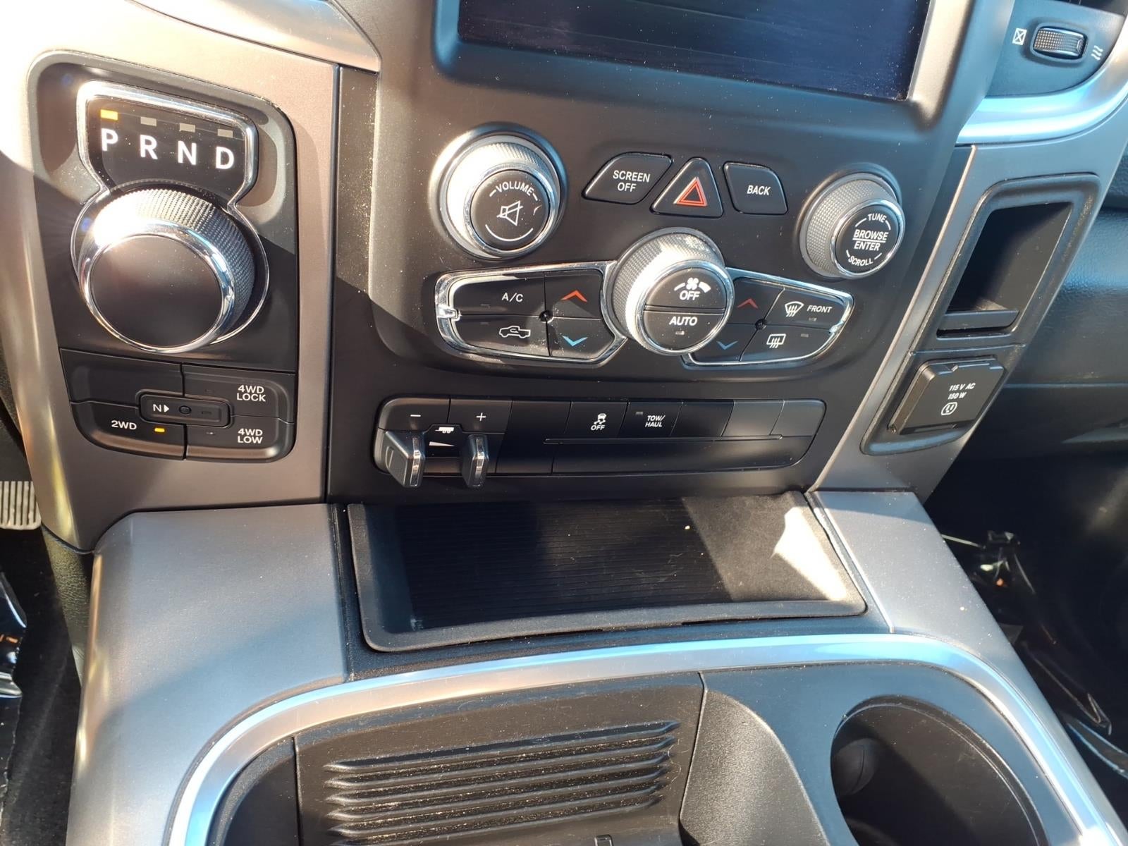 2023 RAM 1500 Classic SLT Crew Cab 4x4 5'7' Box