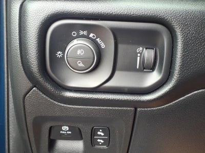 2022 RAM 1500 Big Horn Quad Cab 4x4 6'4' Box