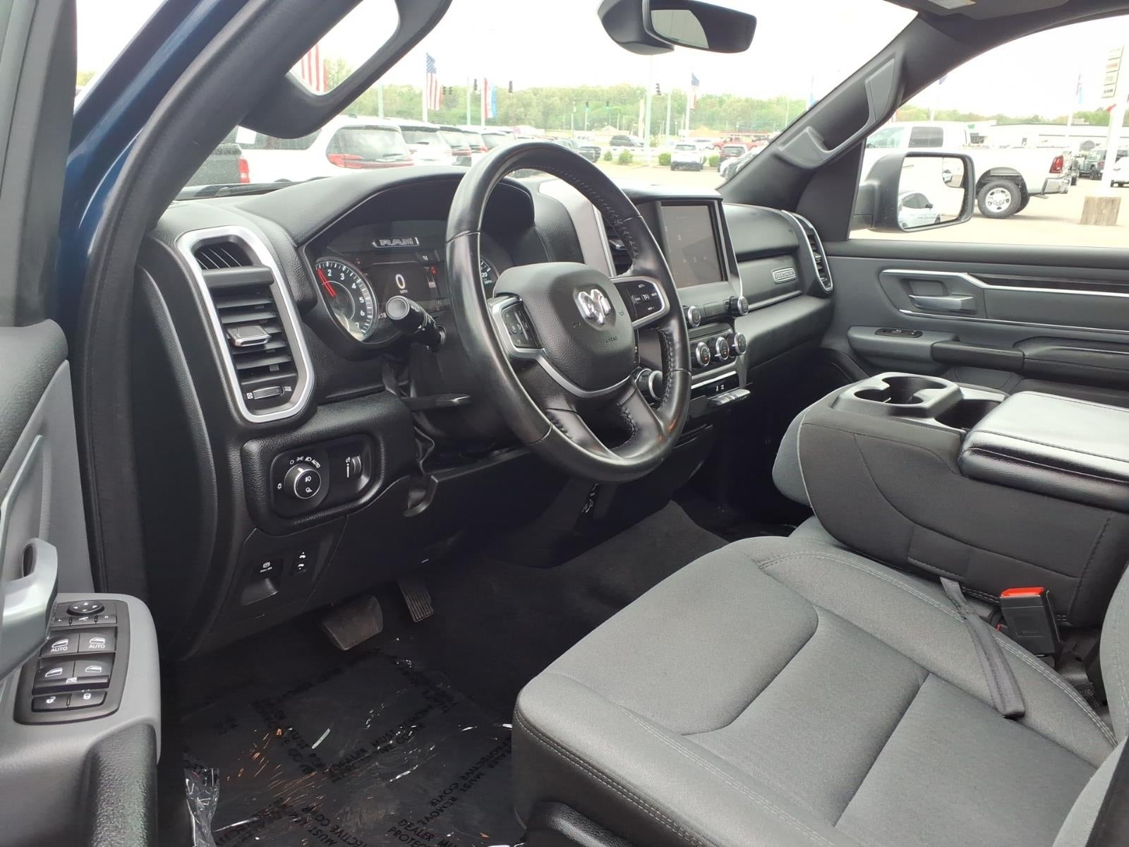 2022 RAM 1500 Big Horn Quad Cab 4x4 6'4' Box