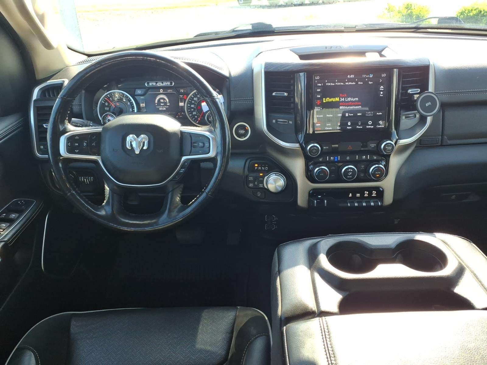 2020 RAM 1500 Laramie Quad Cab 4x4 6'4' Box