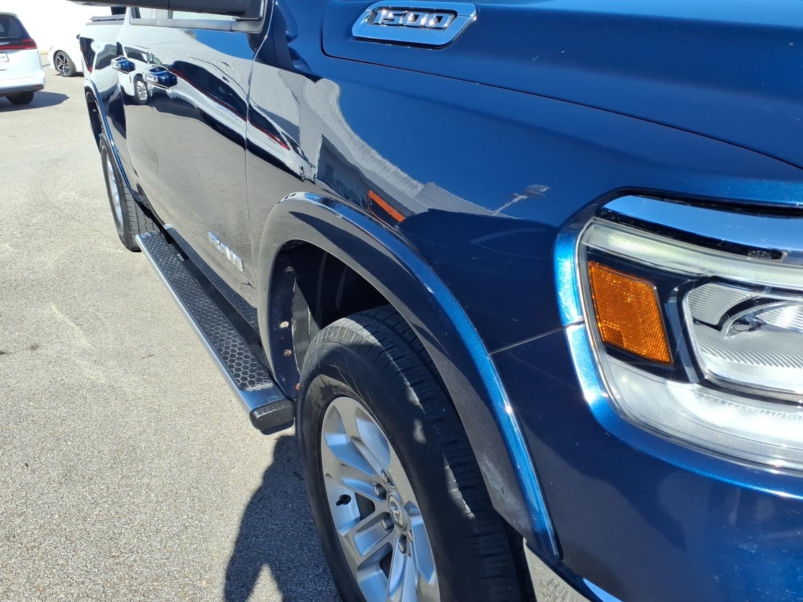 2020 RAM 1500 Laramie Quad Cab 4x4 6'4' Box