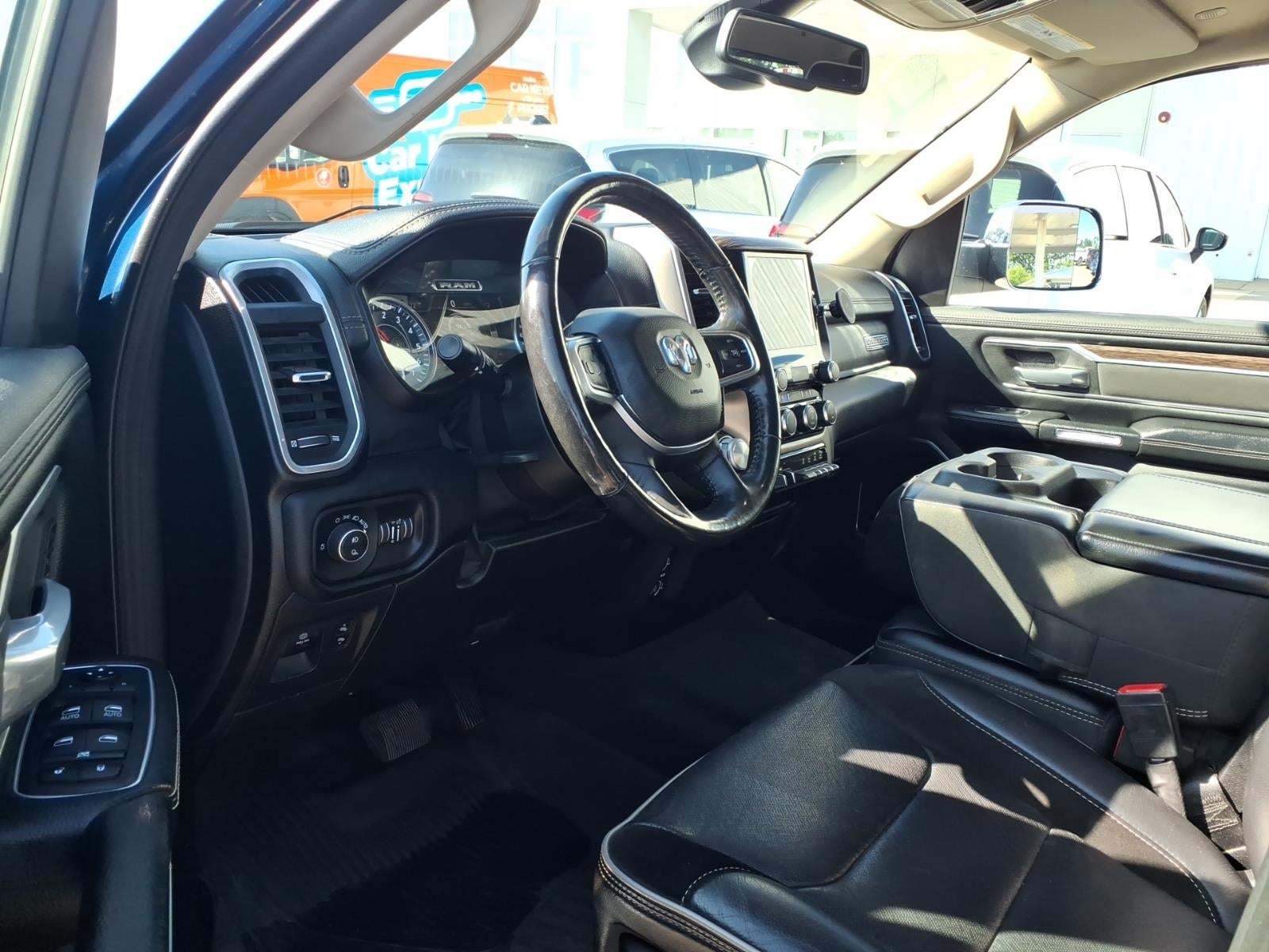 2020 RAM 1500 Laramie Quad Cab 4x4 6'4' Box