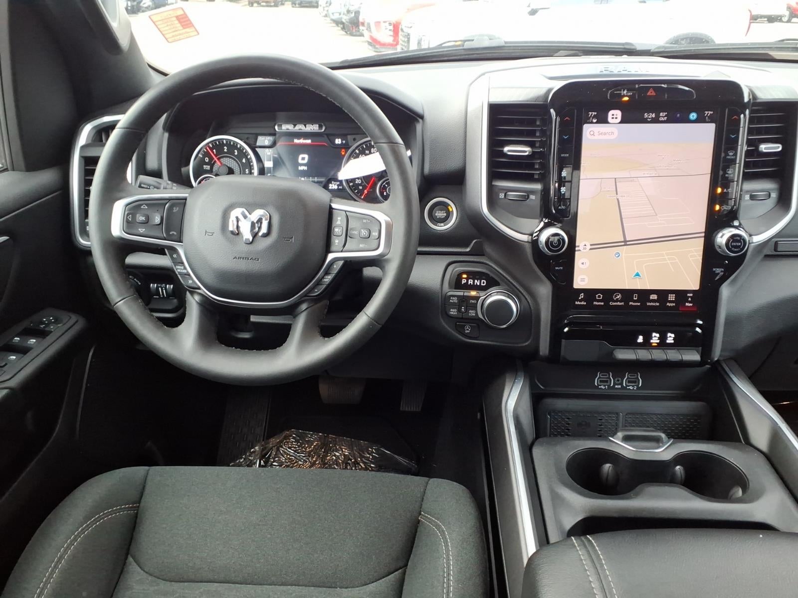 2025 RAM 1500 Big Horn Crew Cab 4x4 5'7' Box