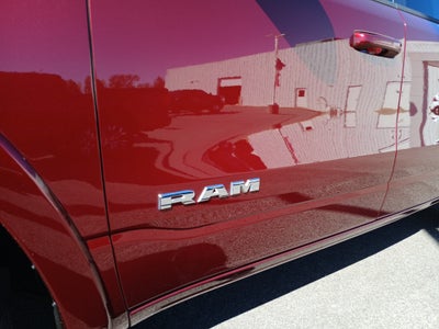 2025 RAM 1500 Big Horn Crew Cab 4x4 5'7' Box