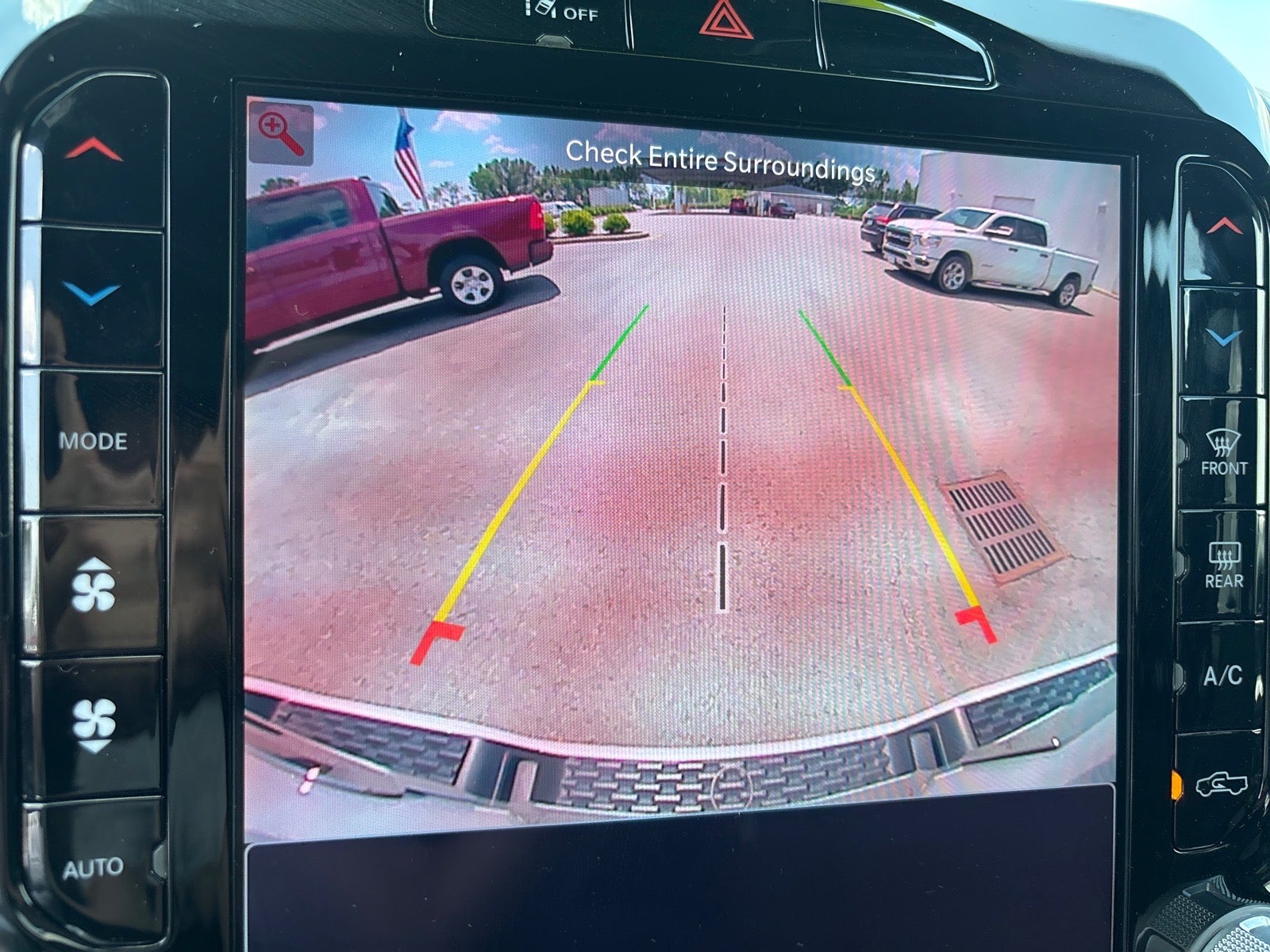 2025 RAM 1500 Big Horn Crew Cab 4x4 5'7' Box
