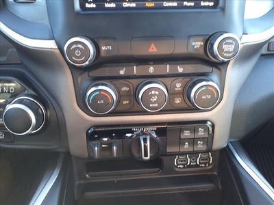 2021 RAM 1500 Big Horn Crew Cab 4x4 5'7' Box