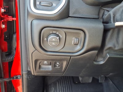 2021 RAM 1500 Big Horn Crew Cab 4x4 5'7' Box