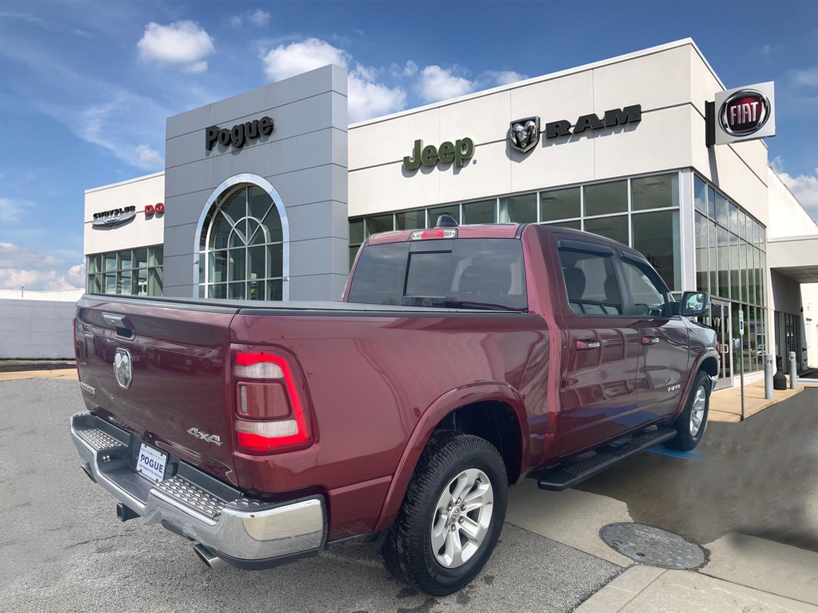 2019 RAM 1500 Laramie Crew Cab 4x4 5'7' Box