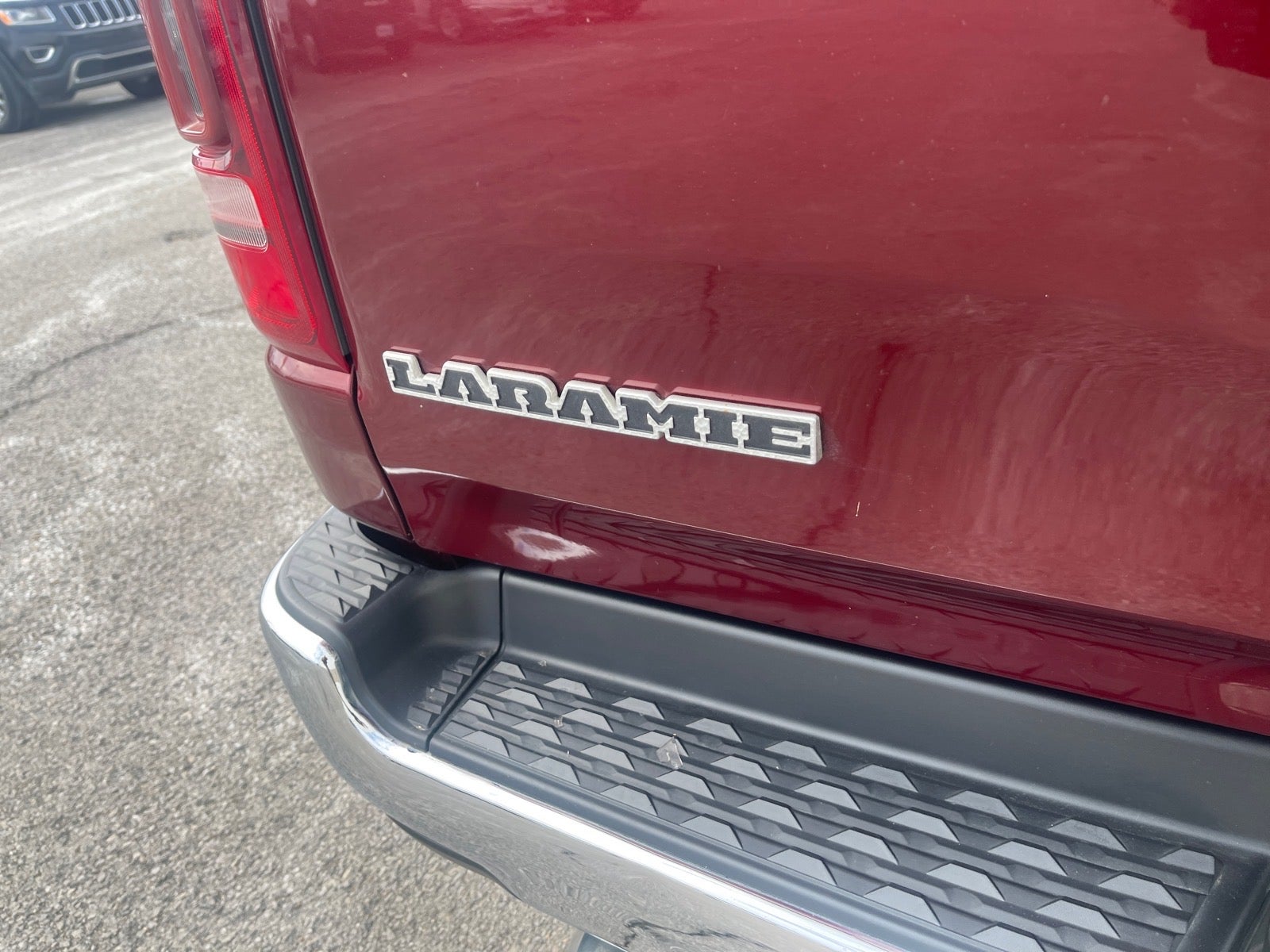 2019 RAM 1500 Laramie Crew Cab 4x4 5'7' Box