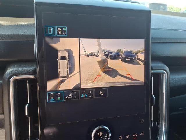 2025 GMC Yukon 4WD Denali