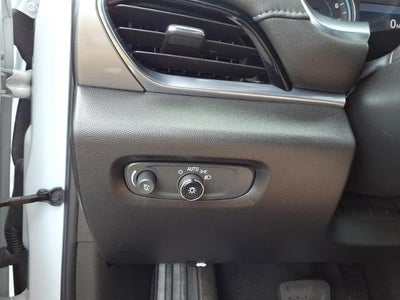 2023 Chevrolet Traverse FWD LT Cloth