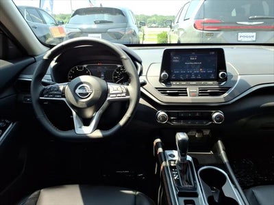 2025 Nissan Altima SR AWD