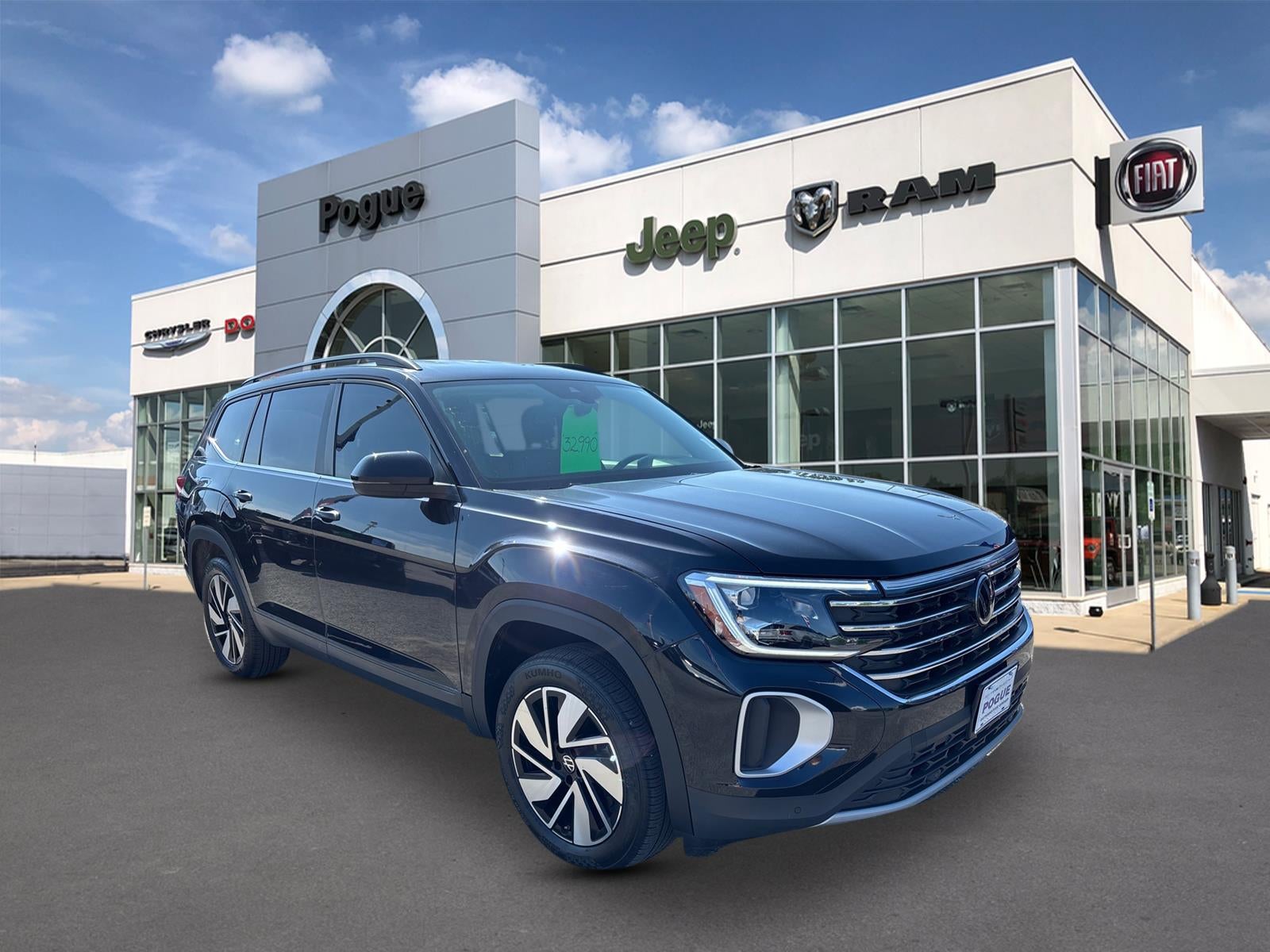 2025 Volkswagen Atlas 2.0T SE w/Technology