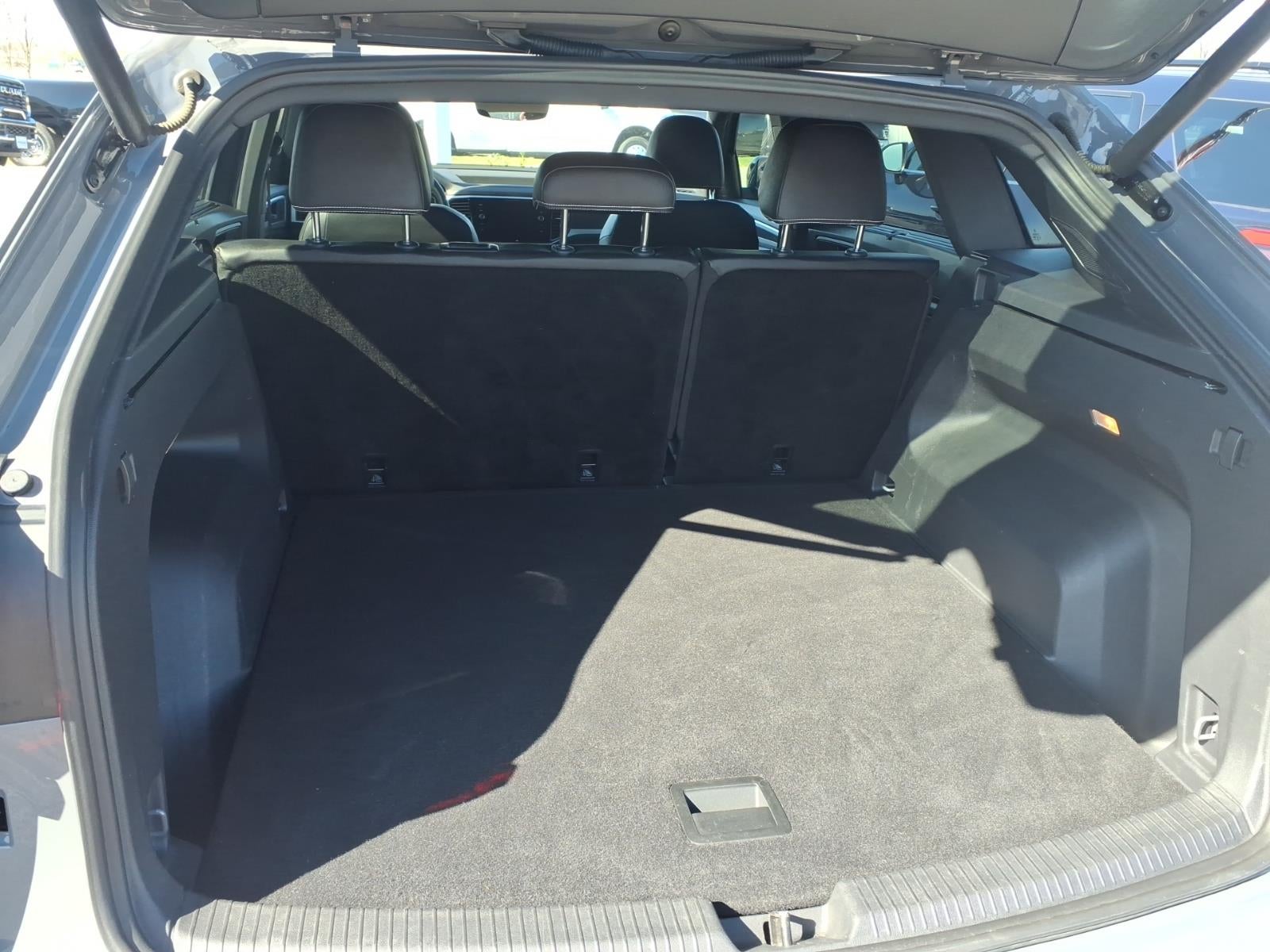 2021 Volkswagen Atlas Cross Sport 3.6L V6 SEL Premium