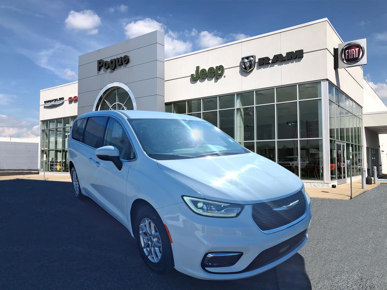 2023 Chrysler Pacifica Touring L