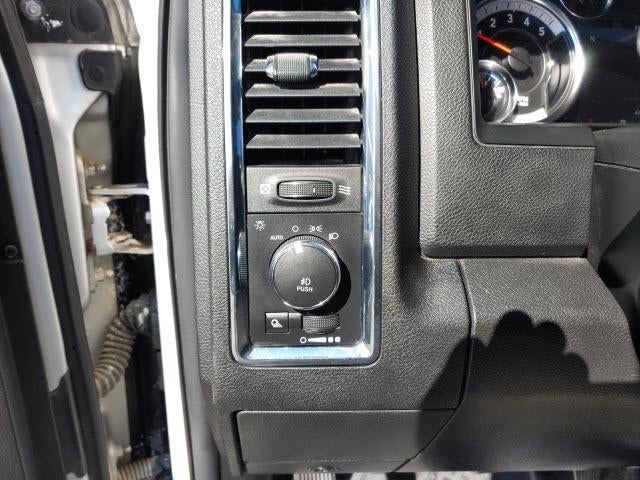 2018 RAM 3500 Laramie Crew Cab 4x4 6'4' Box