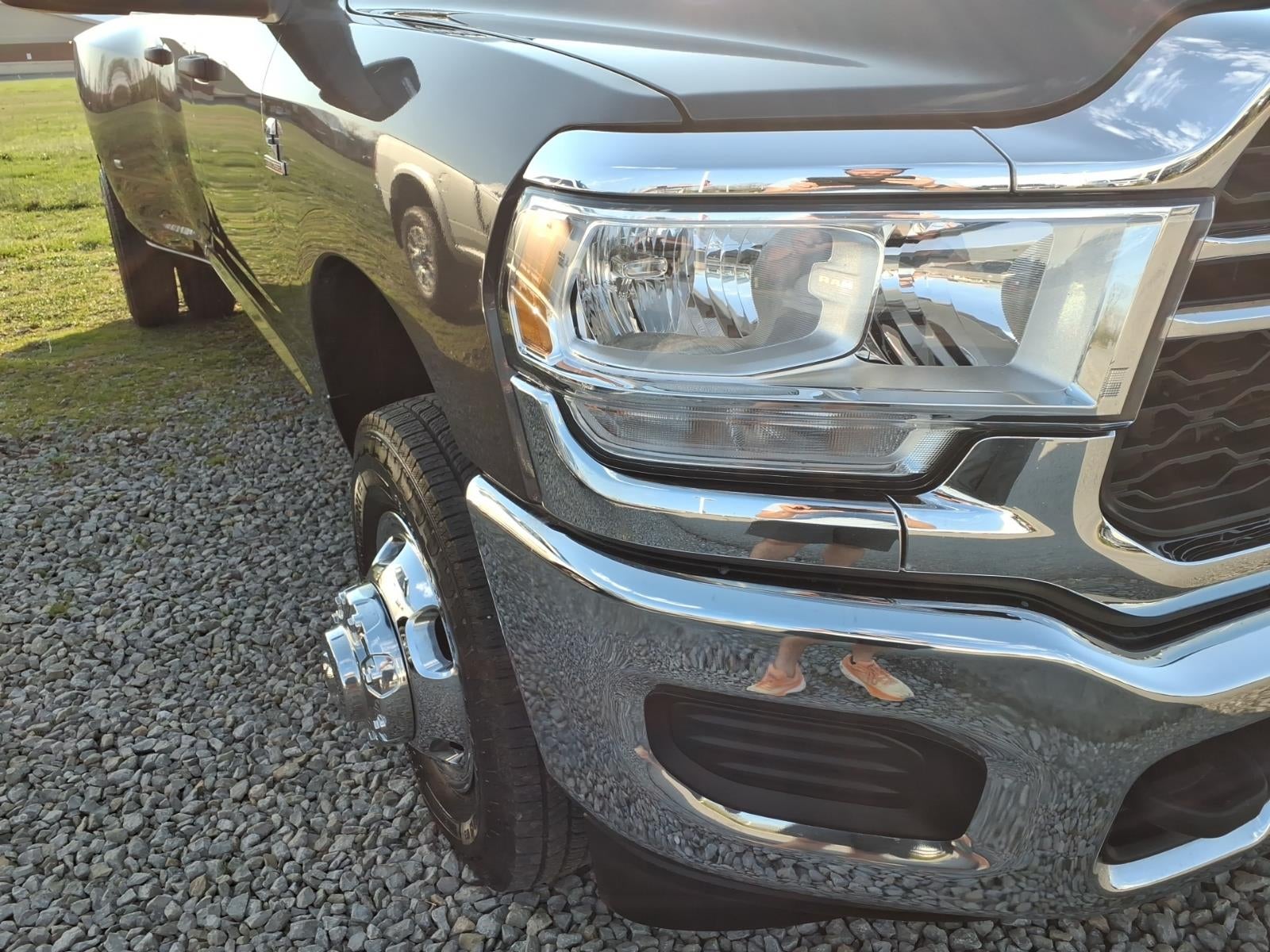 2024 RAM 3500 Tradesman Crew Cab 4x4 8' Box