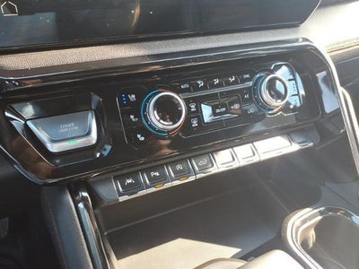2024 GMC Sierra 1500 4WD Crew Cab Short Box AT4