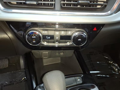 2025 Chevrolet Trax FWD LT
