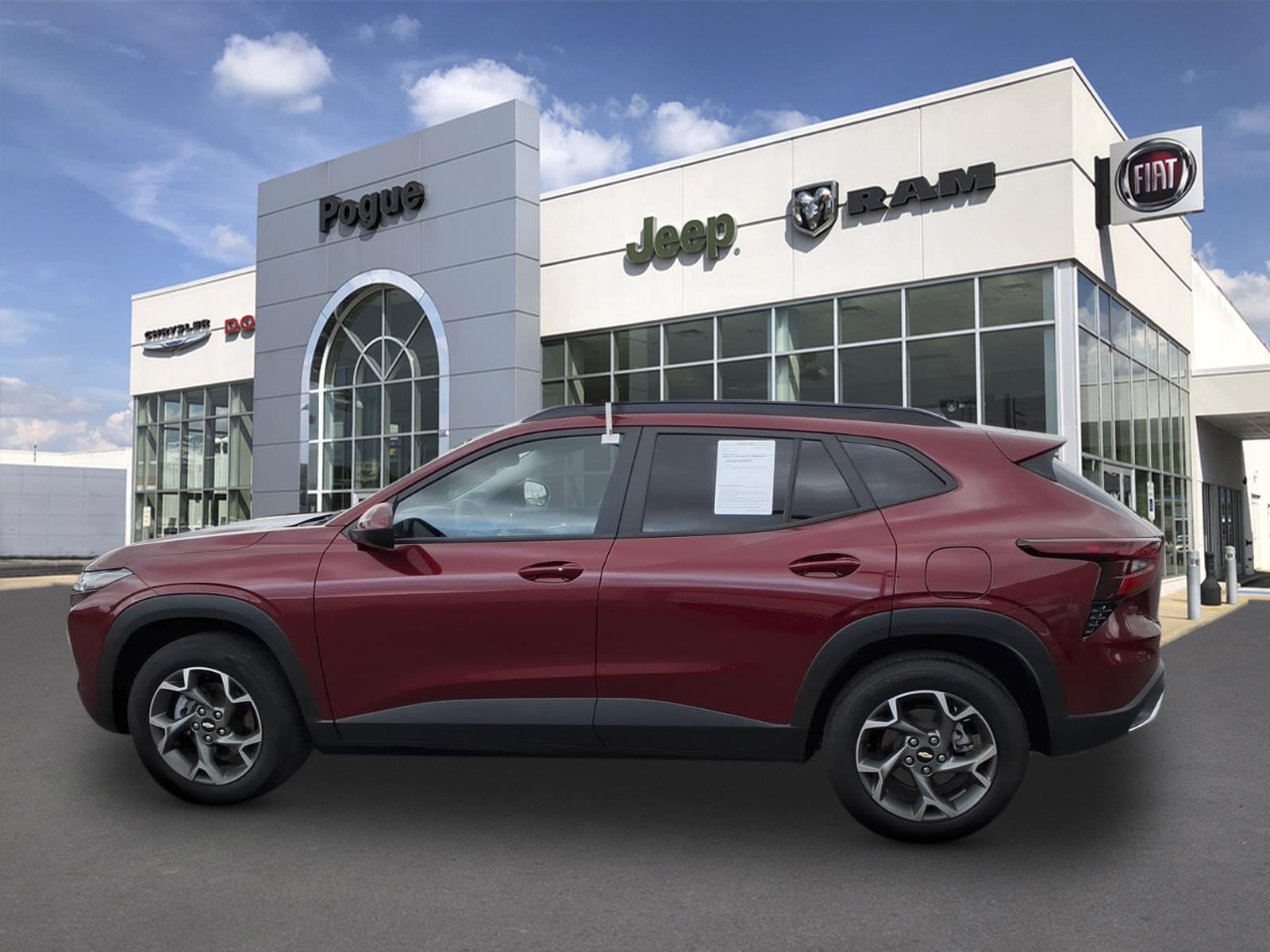 2025 Chevrolet Trax FWD LT