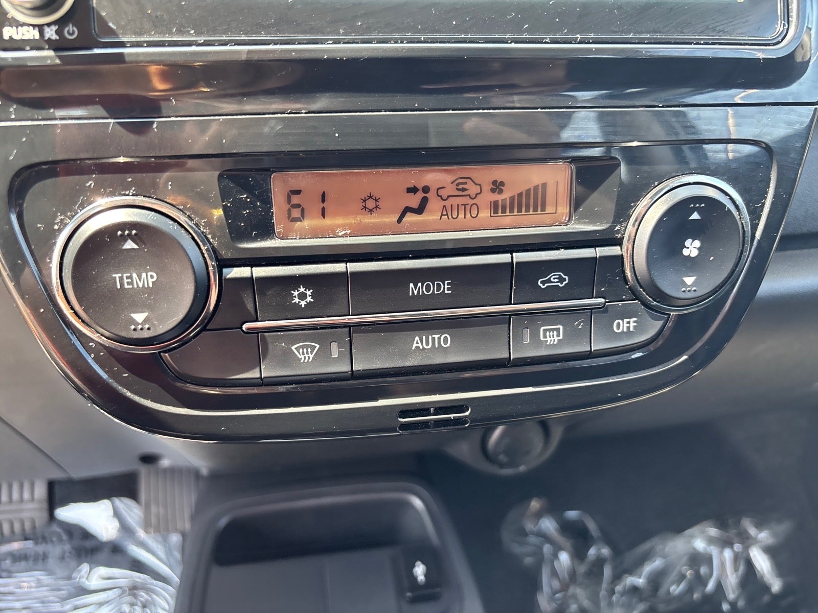 2024 Mitsubishi Mirage LE