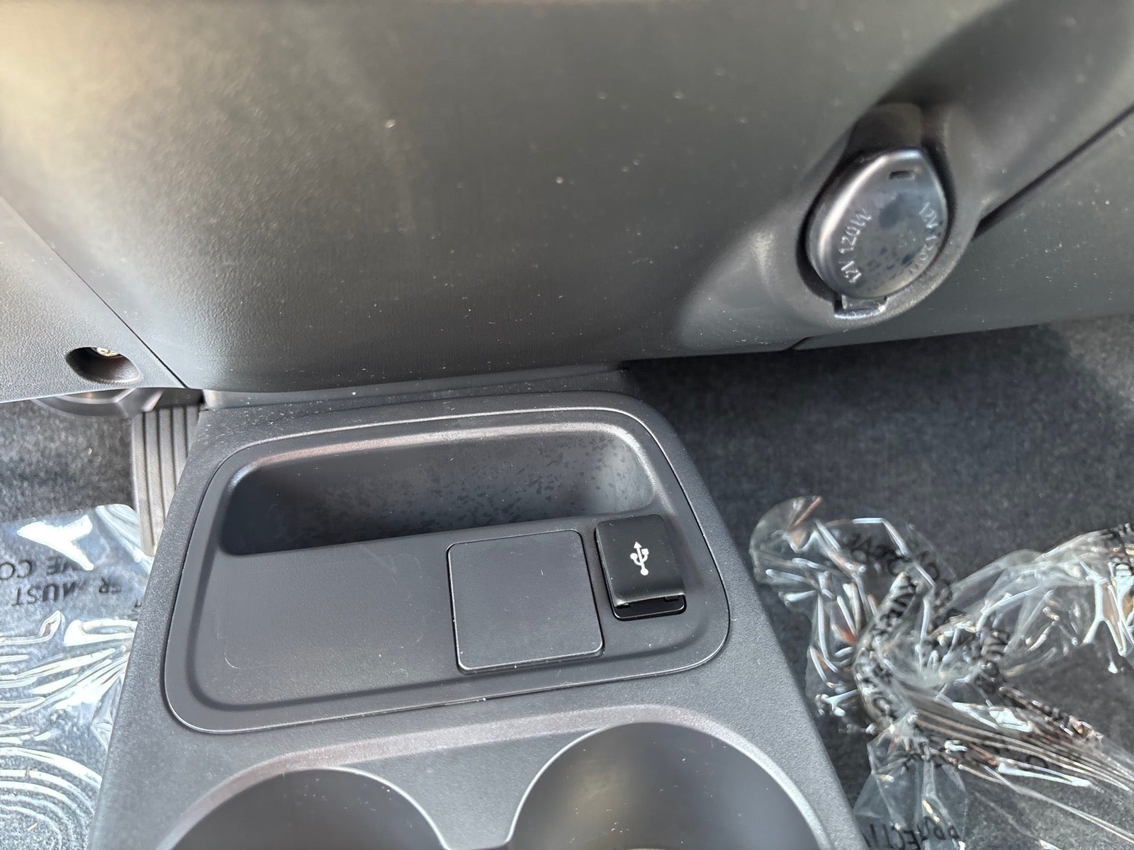 2024 Mitsubishi Mirage LE