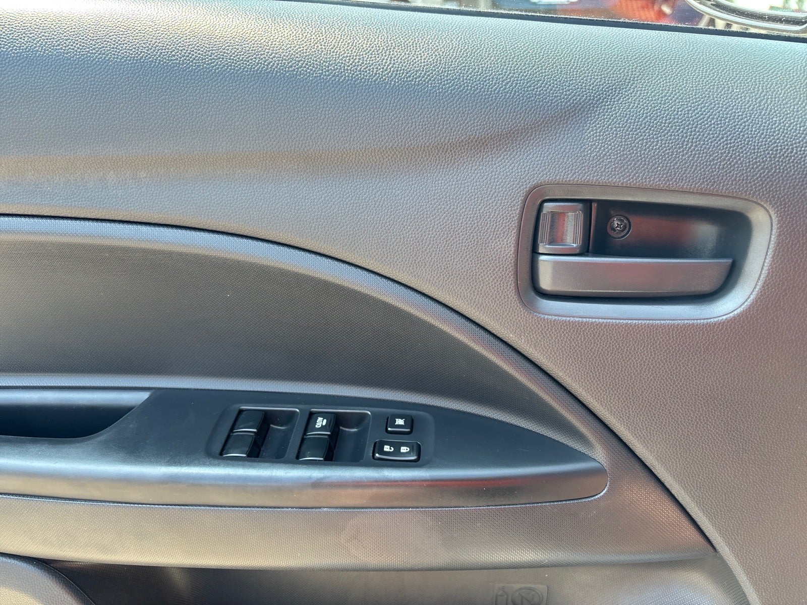 2024 Mitsubishi Mirage LE