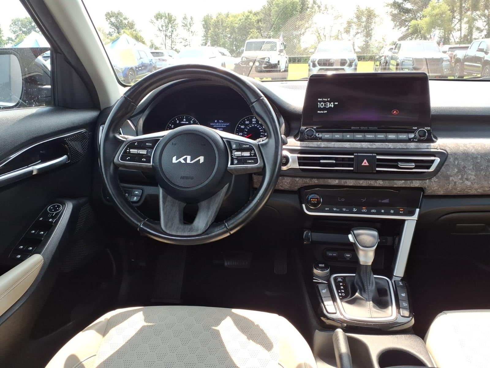2023 Kia Seltos EX
