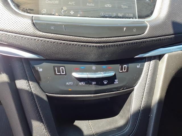 2024 Cadillac XT6 Luxury