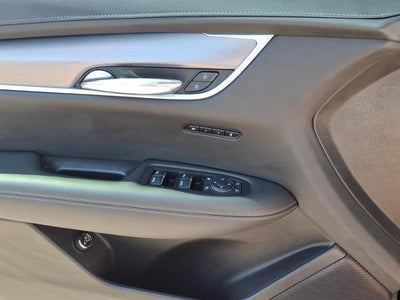 2024 Cadillac XT6 Luxury