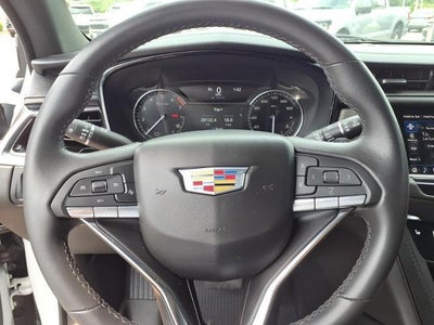 2024 Cadillac XT6 Luxury