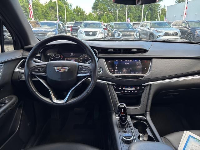 2024 Cadillac XT6 Luxury
