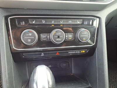 2022 Volkswagen Atlas Cross Sport 2.0T SE w/Technology