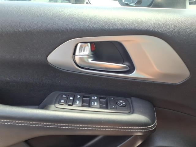 2023 Chrysler Pacifica Touring