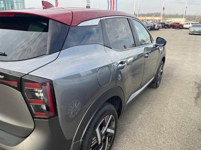 2025 Nissan Kicks SV