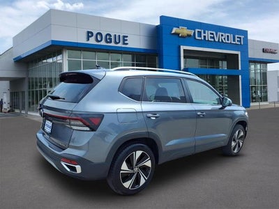 2025 Volkswagen Taos SE
