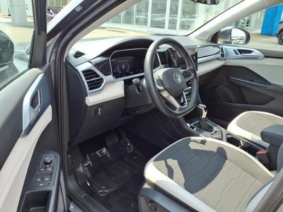 2025 Volkswagen Taos SE