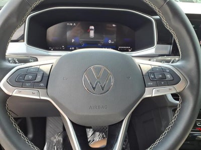 2025 Volkswagen Taos SE