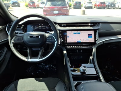 2026 Jeep Grand Cherokee GRAND CHEROKEE L LAREDO ALTITUDE 4X4