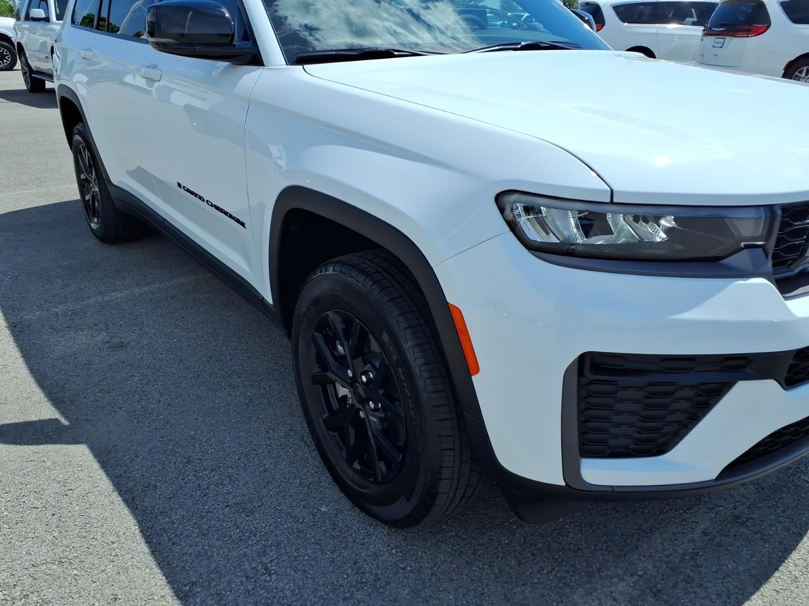 2026 Jeep Grand Cherokee GRAND CHEROKEE L LAREDO ALTITUDE 4X4