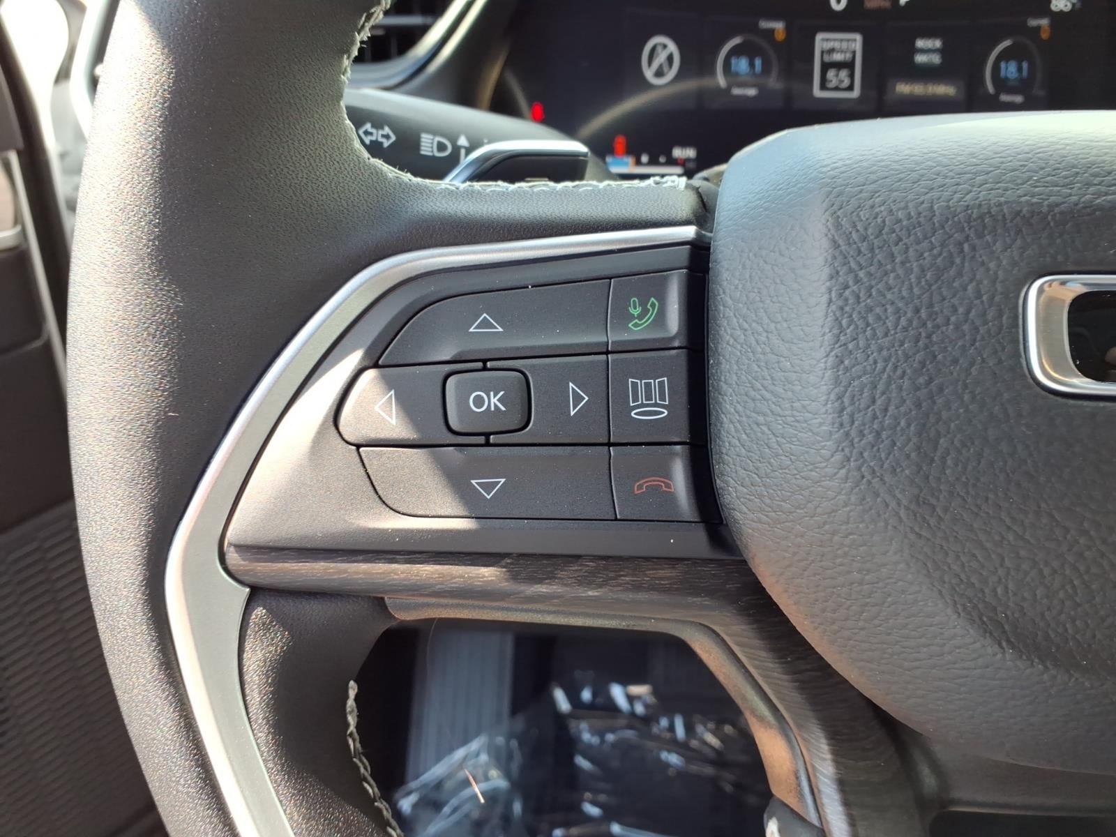 2026 Jeep Grand Cherokee GRAND CHEROKEE L LAREDO ALTITUDE 4X4