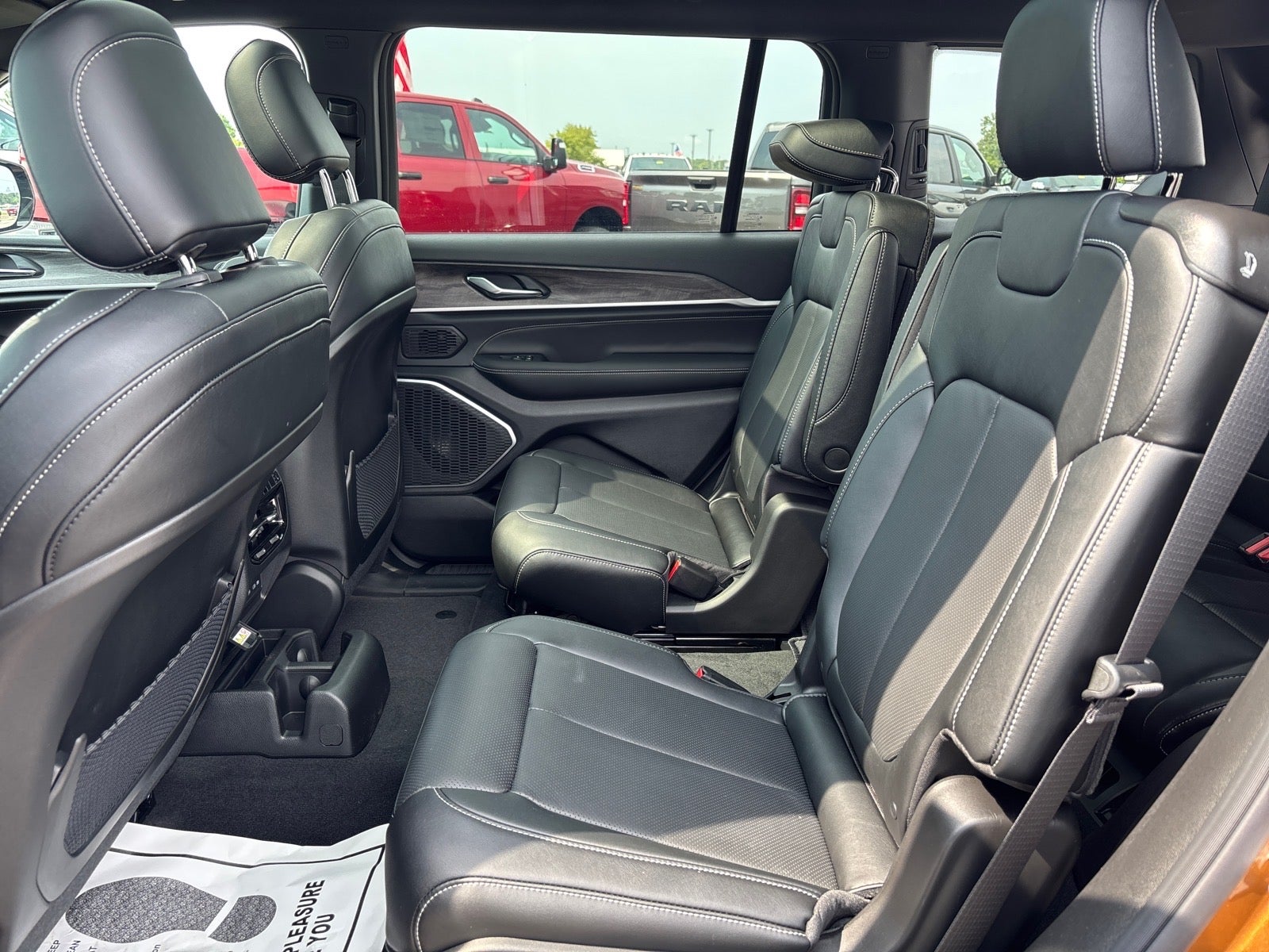 2026 Jeep Grand Cherokee L GRAND CHEROKEE L LIMITED RESERVE 4X4