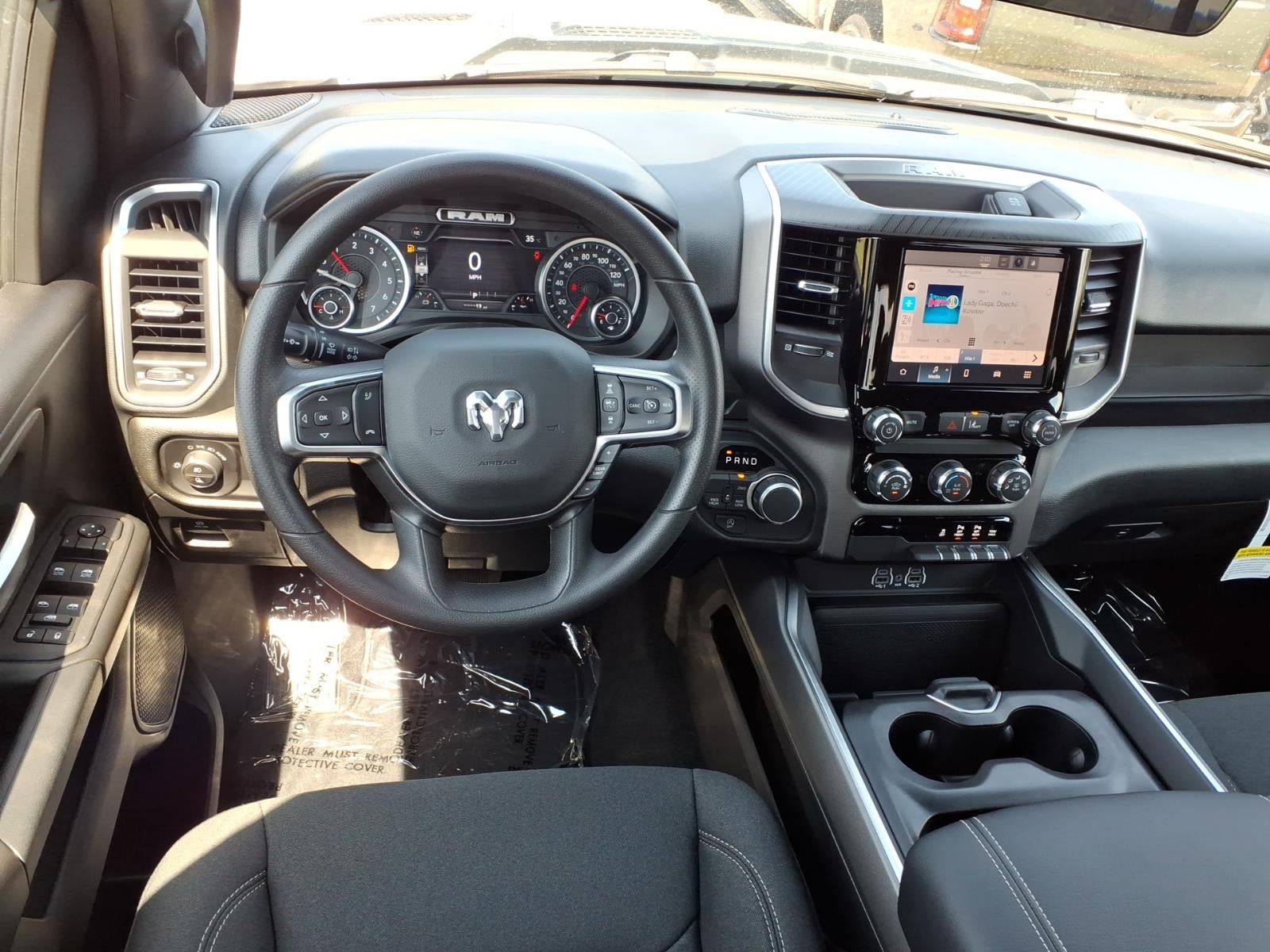 2026 RAM Ram 1500 RAM 1500 EXPRESS CREW CAB 4X4 5'7' BOX