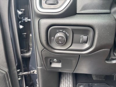 2026 RAM 1500 RAM 1500 EXPRESS CREW CAB 4X4 5'7' BOX