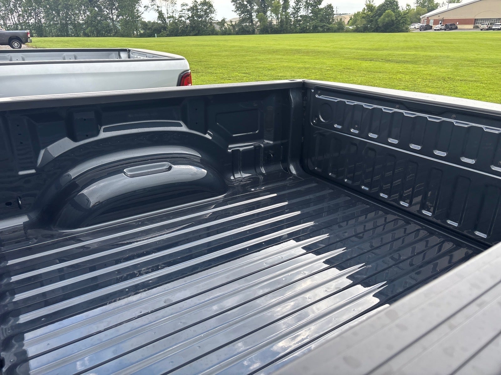 2026 RAM 1500 RAM 1500 EXPRESS CREW CAB 4X4 5'7' BOX