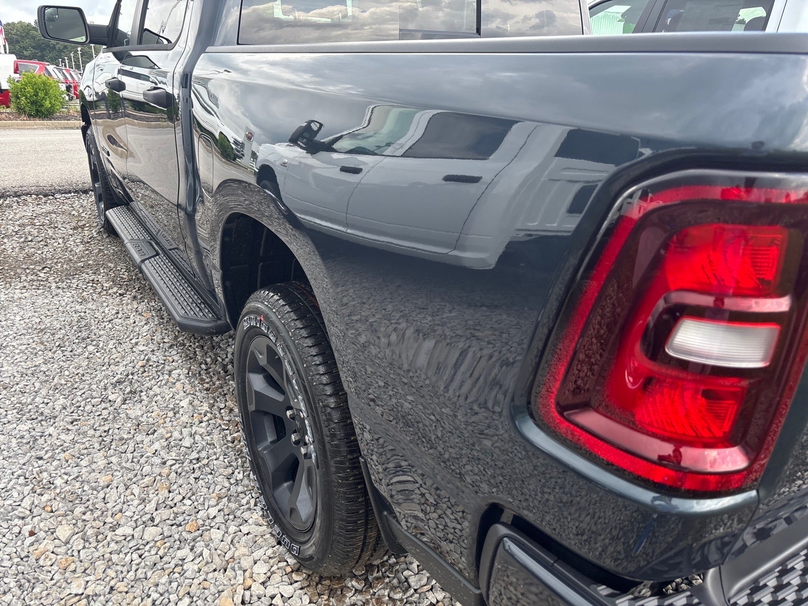 2026 RAM 1500 RAM 1500 EXPRESS CREW CAB 4X4 5'7' BOX